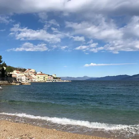 Sweet Ivana 3* Cres